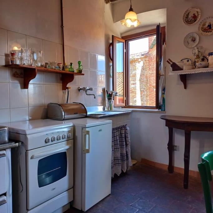 La Casa Del Gallo Radicondoli Екстериор снимка