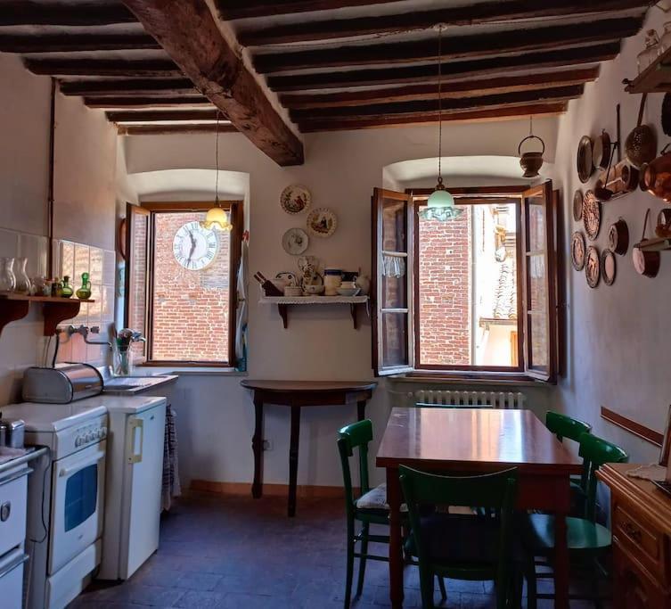 La Casa Del Gallo Radicondoli Екстериор снимка