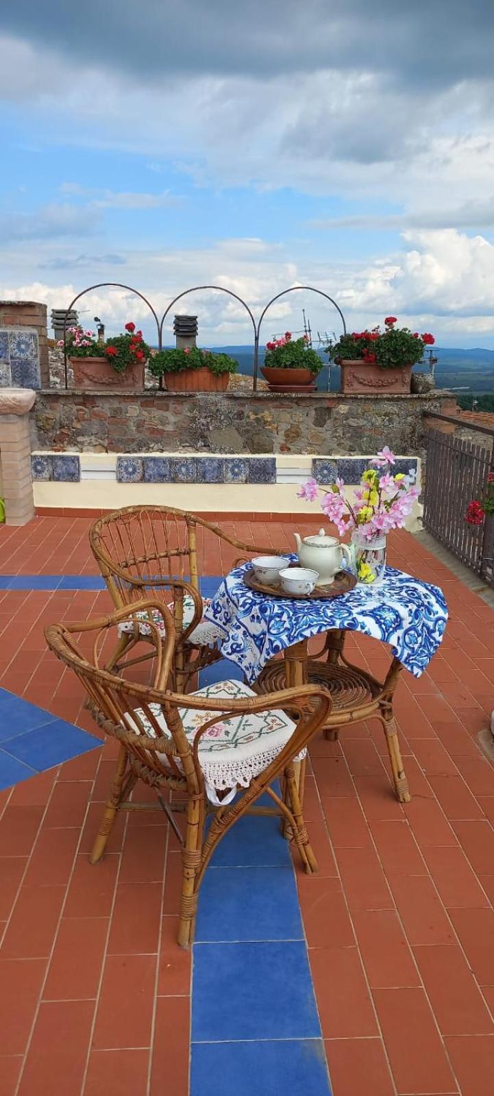 La Casa Del Gallo Radicondoli Екстериор снимка