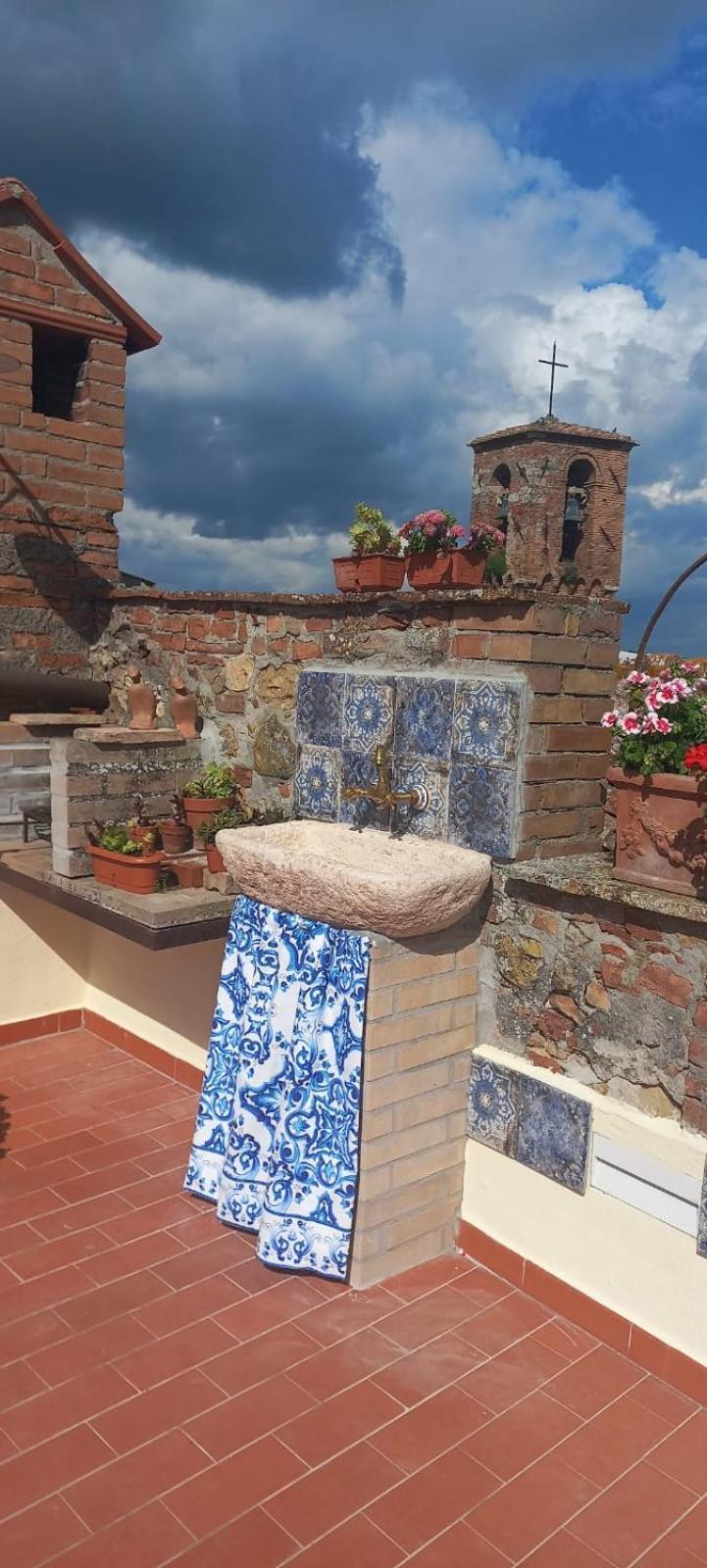 La Casa Del Gallo Radicondoli Екстериор снимка